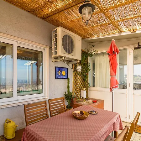 Apartmán B. Caracciolo Ii - Bh 91 *
